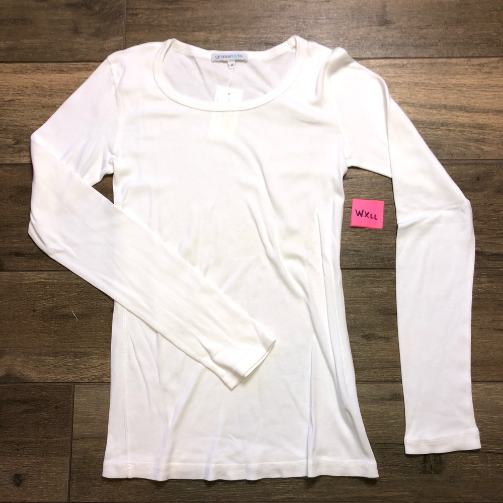 Grassroots Woman’s Long Sleeve Top White NWT